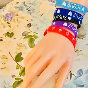 5pcs delicate Spiritual Rubber bracelet woman men and children 🙏 get it